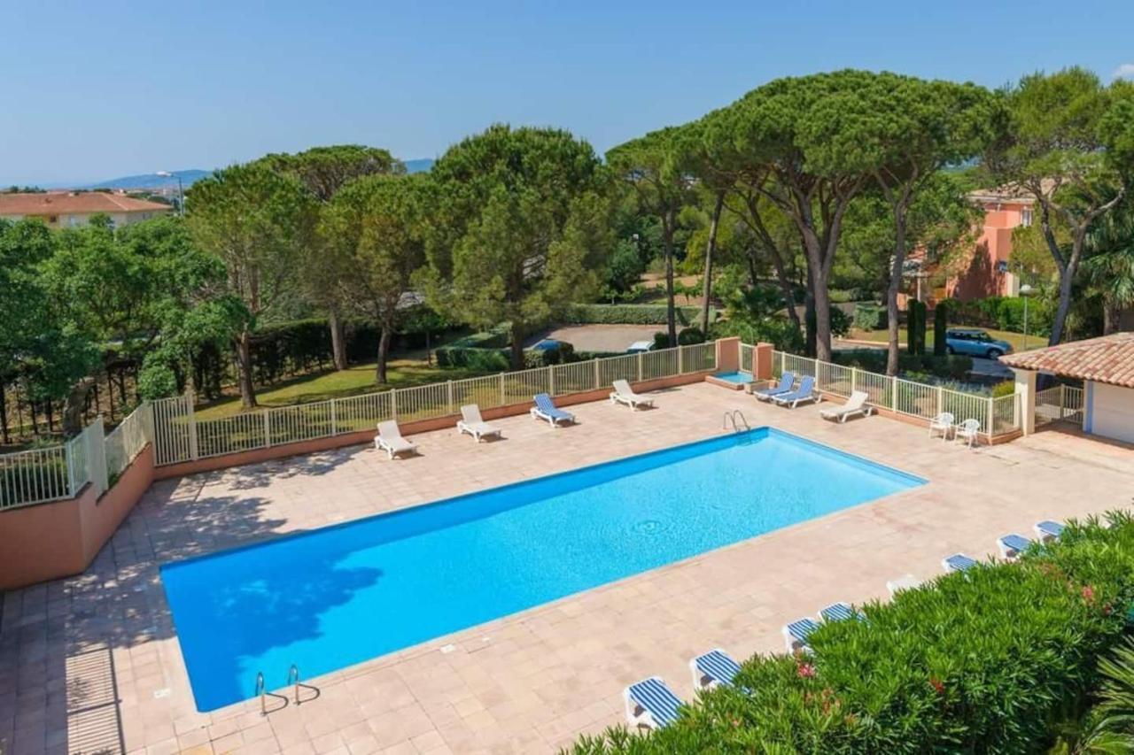 Oasis Des Grands Pins - Saint-Raphael - Residence Privee Avec Grande Piscine & Tennis Privee Exteriör bild